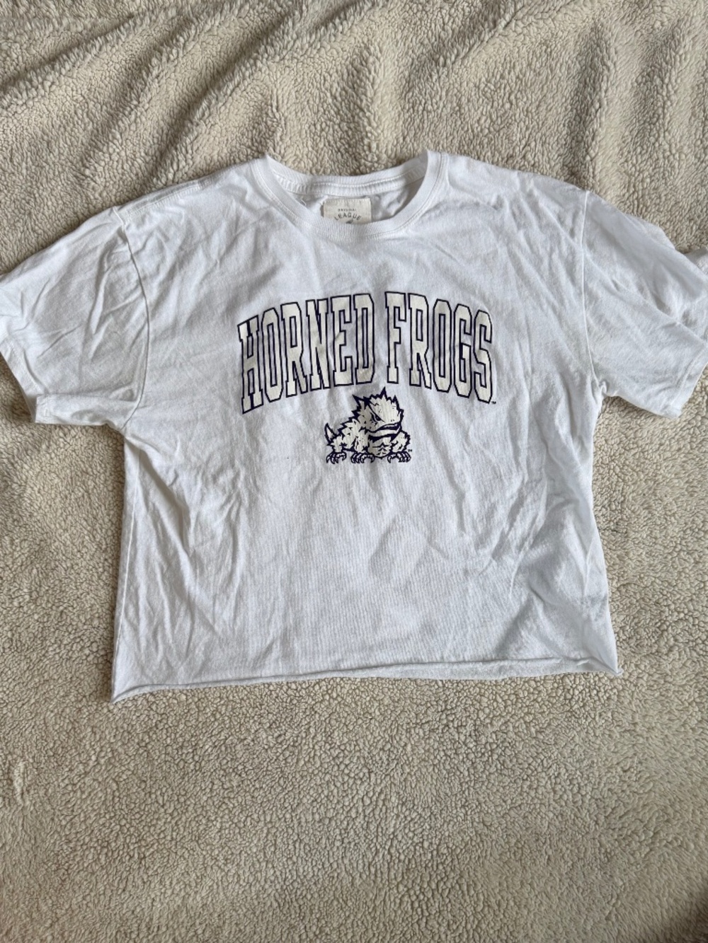 Women’s short sleeved cropped Horned Frogs tshirt, M
